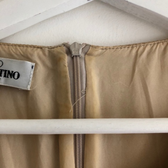 Valentino Vintage Tan Fitted Mini Dress Size 8 - Picture 6 of 15